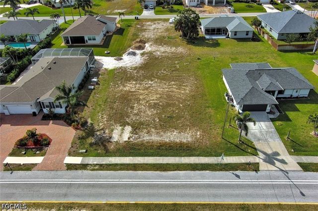 4122 Oasis BLVD, Cape Coral, FL 33914