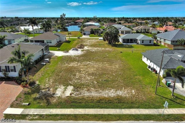 4122 Oasis BLVD, Cape Coral, FL 33914