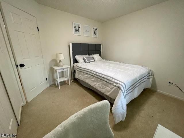1104 Brandon CT, Chesapeake, VA 23320