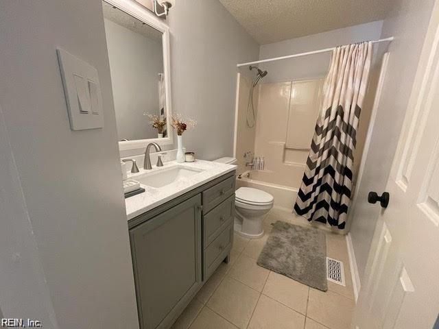 1104 Brandon CT, Chesapeake, VA 23320