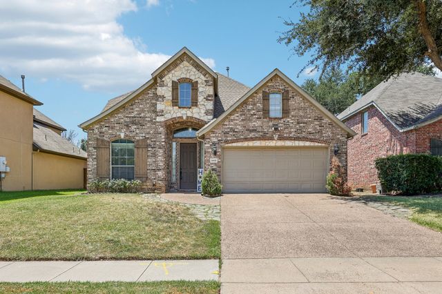 1910 Bentwood Court, Grapevine, TX 76051