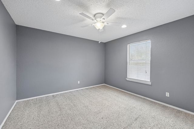 1910 Bentwood Court, Grapevine, TX 76051
