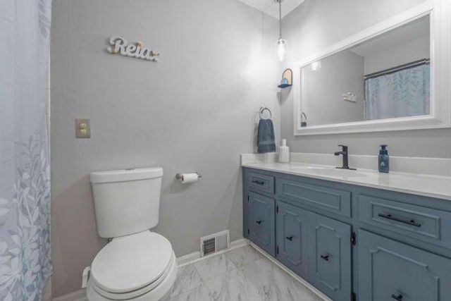 3606 E Norport DRIVE, Port Washington, WI 53074