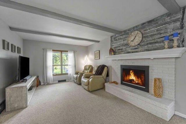 3606 E Norport DRIVE, Port Washington, WI 53074