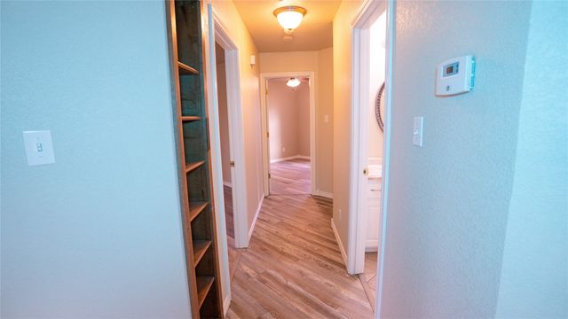 323 Texas Street, Pottsboro, TX 75076