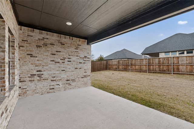 415 Cyprus Grove Drive, Lavon, TX 75166