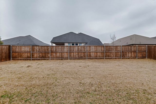 415 Cyprus Grove Drive, Lavon, TX 75166