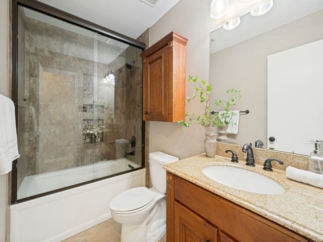2514 Meadowview Drive, Corinth, TX 76210