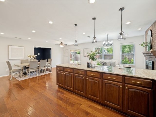 2514 Meadowview Drive, Corinth, TX 76210