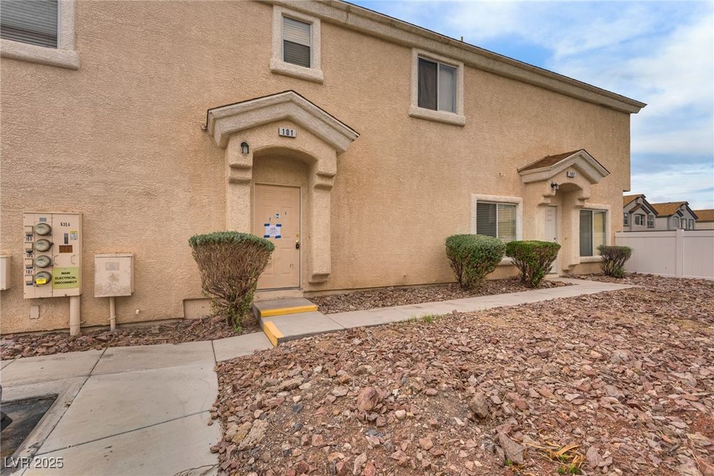 6354 Rusticated Stone Avenue 101, Henderson, NV 89011