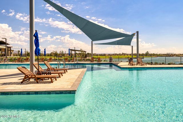 2004 E GORDAL Drive, San Tan Valley, AZ 85140