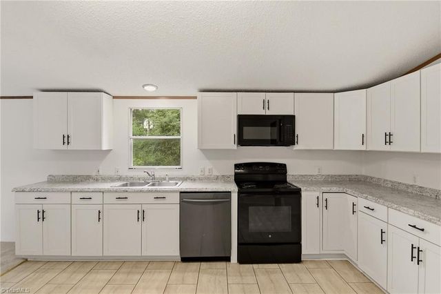 2430 Simerson Road, Linwood, NC 27299