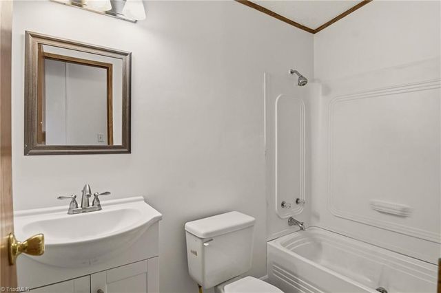 2430 Simerson Road, Linwood, NC 27299