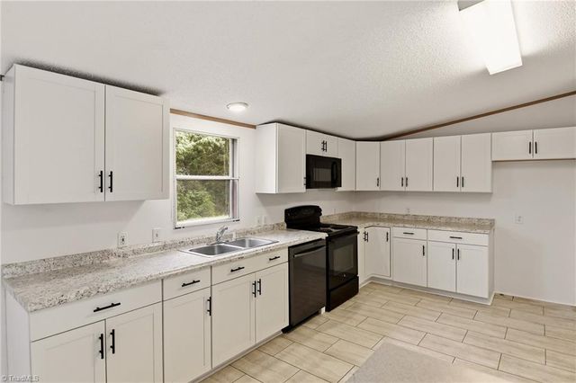 2430 Simerson Road, Linwood, NC 27299