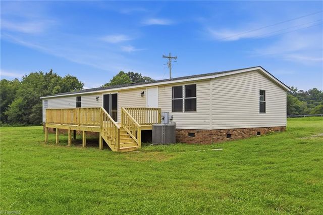 2430 Simerson Road, Linwood, NC 27299