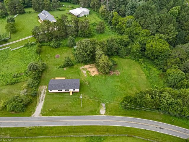 2430 Simerson Road, Linwood, NC 27299