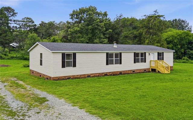 2430 Simerson Road, Linwood, NC 27299