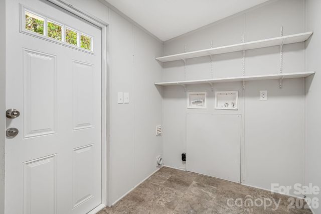 90 High Point Road, Weaverville, NC 28787