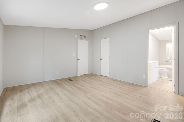 90 High Point Road, Weaverville, NC 28787