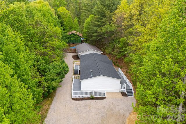 90 High Point Road, Weaverville, NC 28787