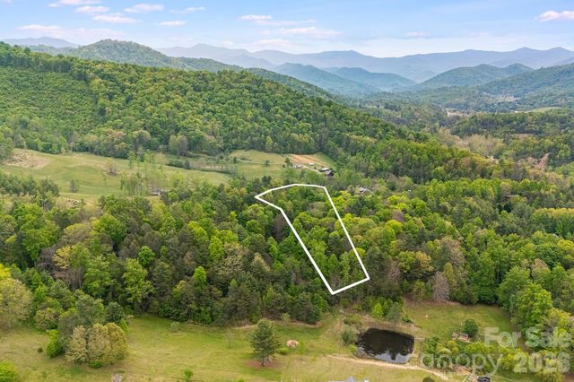90 High Point Road, Weaverville, NC 28787