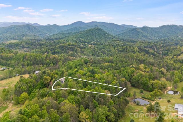 90 High Point Road, Weaverville, NC 28787