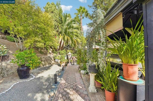 5378 Conestoga Way, Richmond, CA 94803