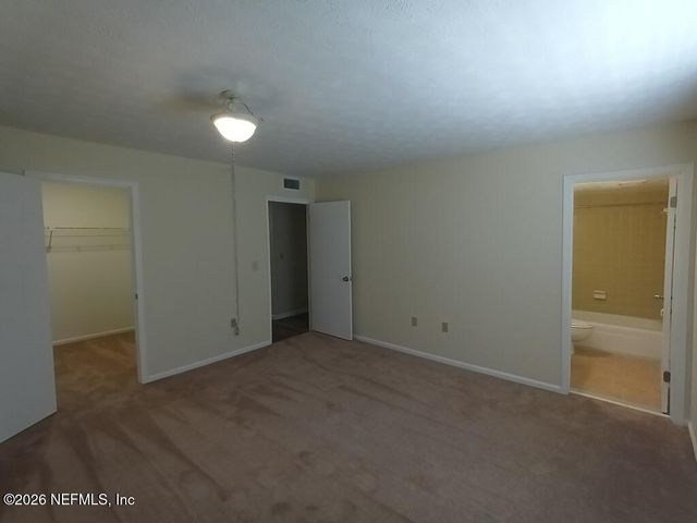 5201 ATLANTIC Boulevard 13, Jacksonville, FL 32207