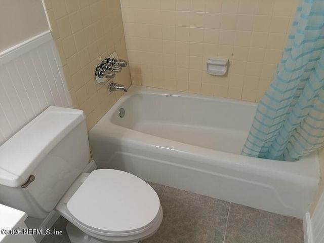 5201 ATLANTIC Boulevard 13, Jacksonville, FL 32207