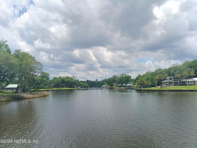 5201 ATLANTIC Boulevard 13, Jacksonville, FL 32207