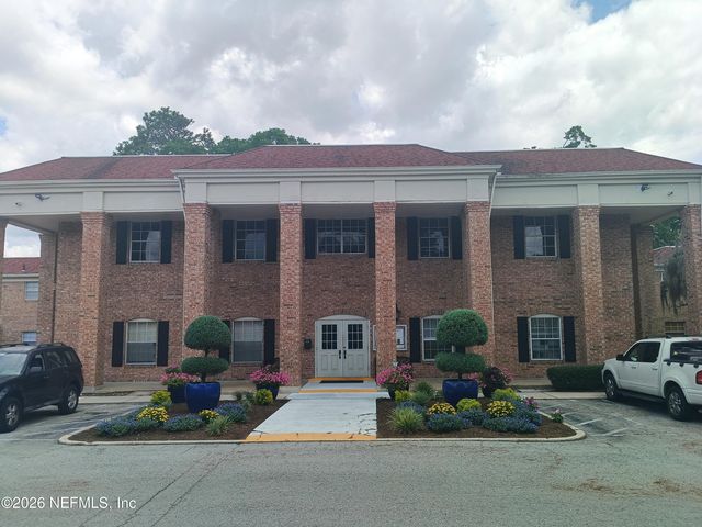 5201 ATLANTIC Boulevard 13, Jacksonville, FL 32207