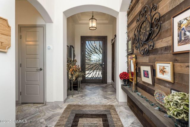 10300 Tuscany Drive, Las Cruces, NM 88007
