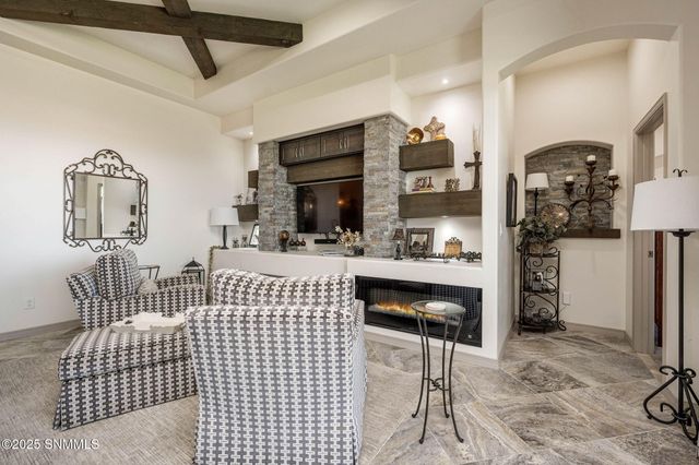 10300 Tuscany Drive, Las Cruces, NM 88007