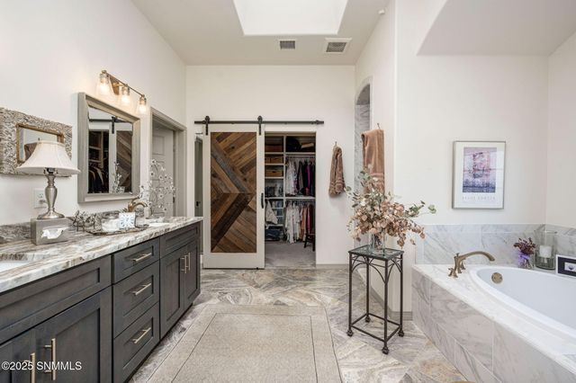 10300 Tuscany Drive, Las Cruces, NM 88007