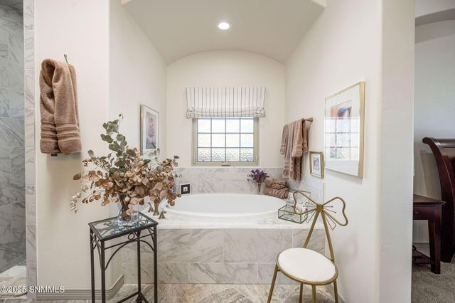 10300 Tuscany Drive, Las Cruces, NM 88007