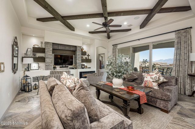 10300 Tuscany Drive, Las Cruces, NM 88007