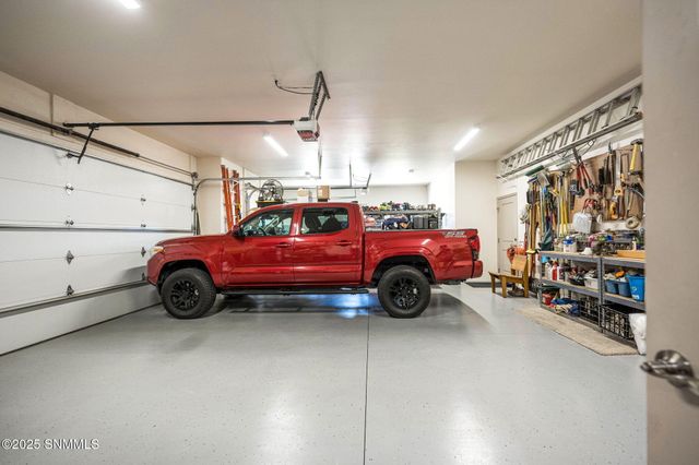 10300 Tuscany Drive, Las Cruces, NM 88007