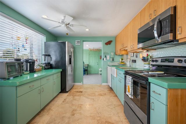 65 SAND DOLLAR LANE, Englewood, FL 34223