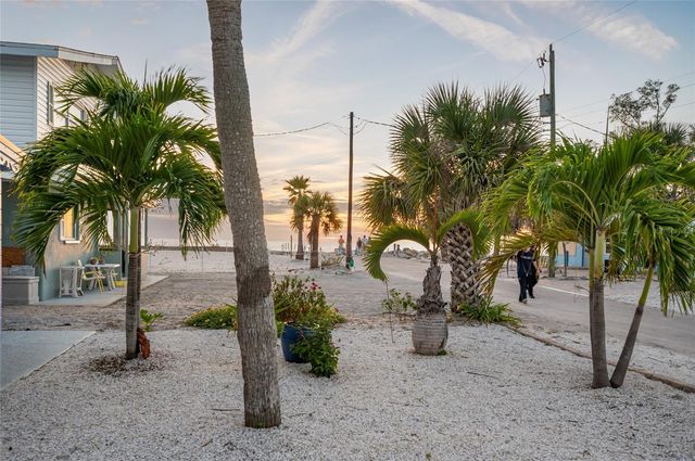 65 SAND DOLLAR LANE, Englewood, FL 34223