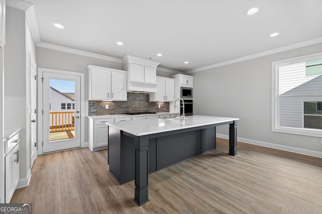 5554 Spring Street, Flowery Branch, GA 30542