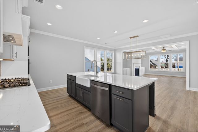 5554 Spring Street, Flowery Branch, GA 30542