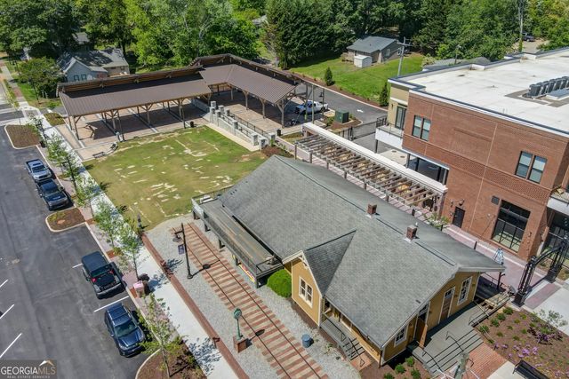 5554 Spring Street, Flowery Branch, GA 30542