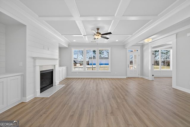 5554 Spring Street, Flowery Branch, GA 30542