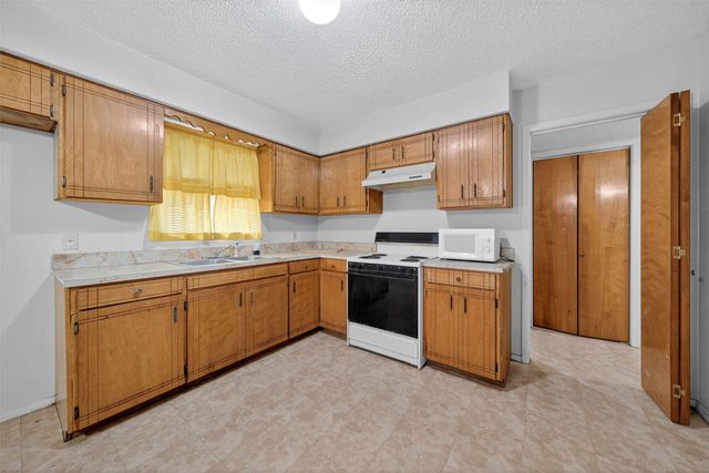 17092 Fm 317, Chandler, TX 75758