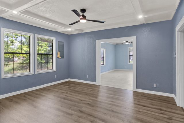 812 E Sumpter, Mexia, TX 76667