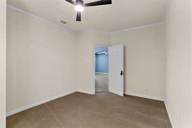 812 E Sumpter, Mexia, TX 76667
