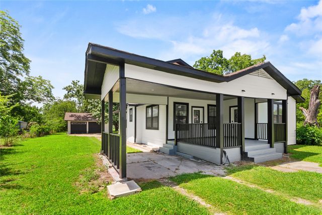 812 E Sumpter, Mexia, TX 76667