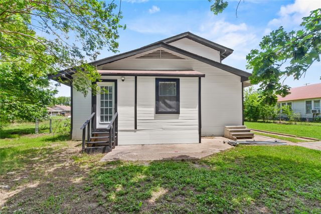 812 E Sumpter, Mexia, TX 76667