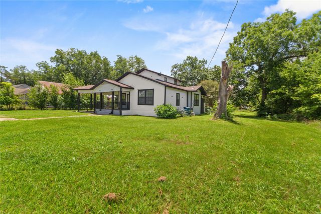 812 E Sumpter, Mexia, TX 76667
