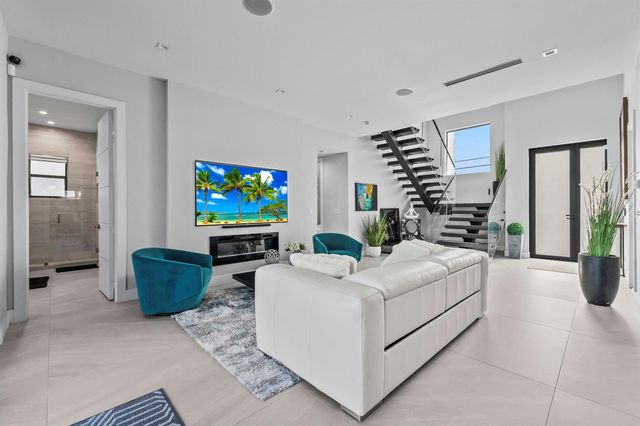 1201 Mandarin Isle, Fort Lauderdale, FL 33315